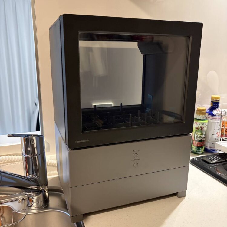 パナソニック 食器洗い乾燥機 SOLOTA NP-TMLK1-K タンク式 工事不要 コンパクトタイプ パーソナル食洗機 ブラック