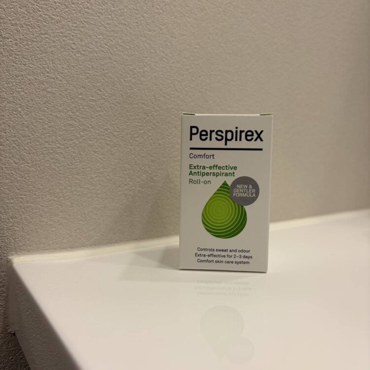 パースピレックス コンフォート デオドラントPerspirex Comfort